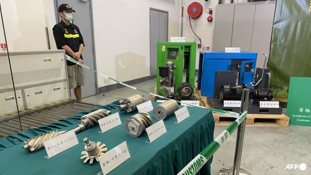 Hong Kong phá vụ buôn lậu lớn, tịch thu 146kg vàng - 1 Hong Kong phá vụ buôn lậu lớn, tịch thu 146kg vàng - 1