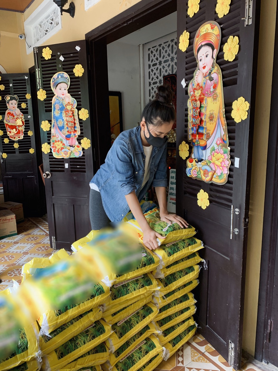 Loạt sao Việt, BTV đồng loạt hưởng ứng chiến dịch đeo khẩu trang của WHO - 6 Loạt sao Việt, BTV đồng loạt hưởng ứng chiến dịch đeo khẩu trang của WHO - 6