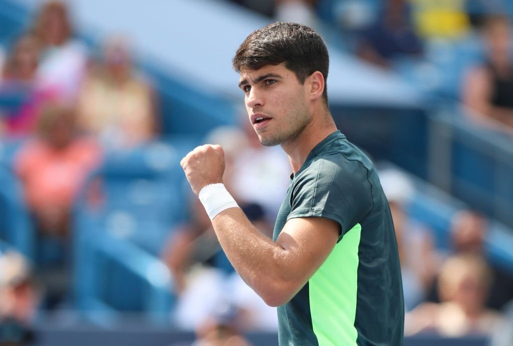 Alcaraz, Djokovic tiến vào bán kết Cincinnati Masters - 1 Alcaraz, Djokovic tiến vào bán kết Cincinnati Masters - 1