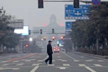 Trung Quốc phong tỏa 37 triệu dân để đối phó làn sóng Covid-19 mạnh nhất