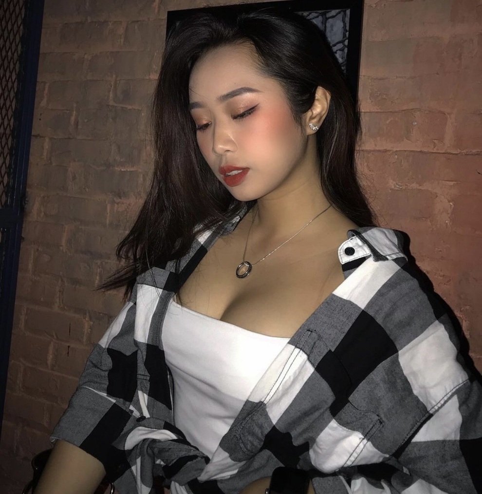Hot girl Quảng Ninh đốn tim người xem khi thú nhận tình yêu đội tuyển Đức - 5 Hot girl Quảng Ninh đốn tim người xem khi thú nhận tình yêu đội tuyển Đức - 5