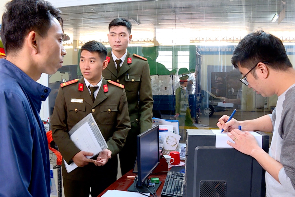 Khám xét khẩn cấp trung tâm đăng kiểm làm luật tại Bắc Ninh - 3 Khám xét khẩn cấp trung tâm đăng kiểm làm luật tại Bắc Ninh - 3
