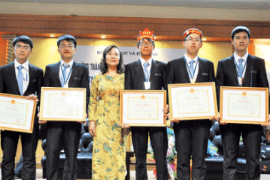 Chàng trai đầu tiên mang “vàng” về Tây Bắc