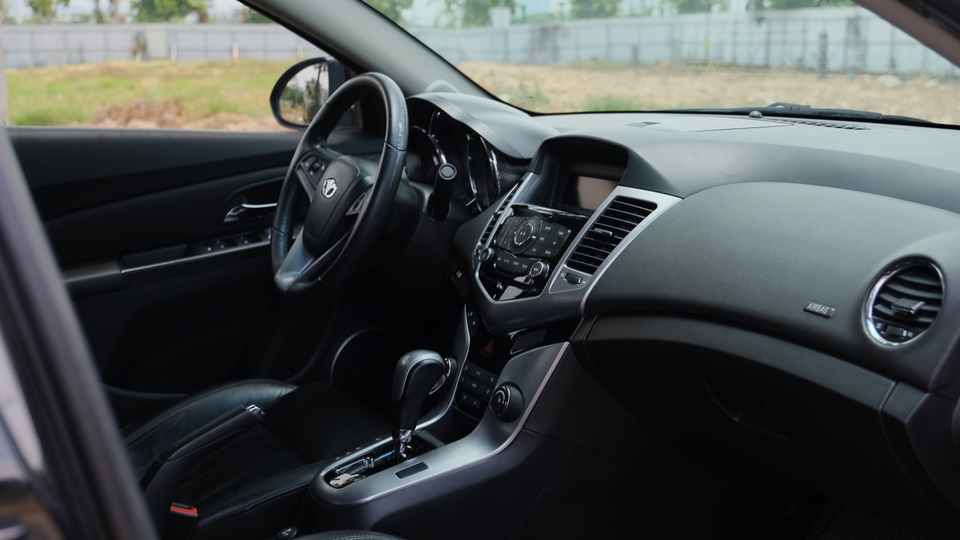 Daewoo Lacetti CDX giá 250 triệu - Xe Hàn sau 10 năm còn lại gì? - 5 Daewoo Lacetti CDX giá 250 triệu - Xe Hàn sau 10 năm còn lại gì? - 5