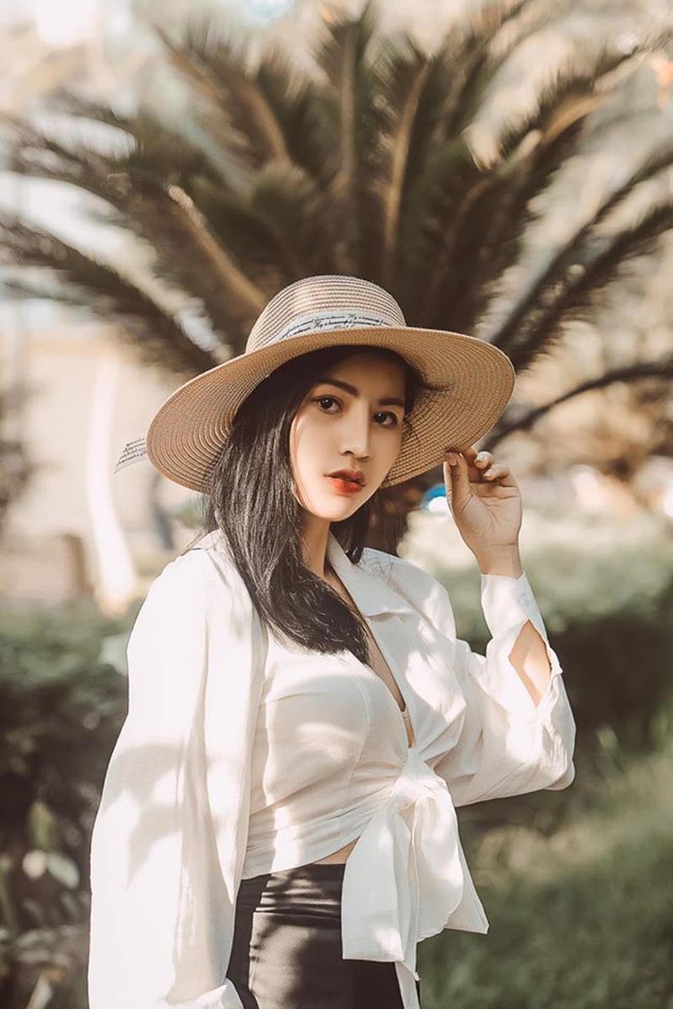 9X trường nghệ thuật khoe nét duyên dáng trong tà áo dài trắng - 10