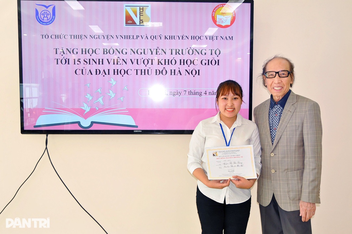 4 năm liên tiếp nhận học bổng Nguyễn Trường Tộ với em là cả một giấc mơ! - 5 4 năm liên tiếp nhận học bổng Nguyễn Trường Tộ với em là cả một giấc mơ! - 5