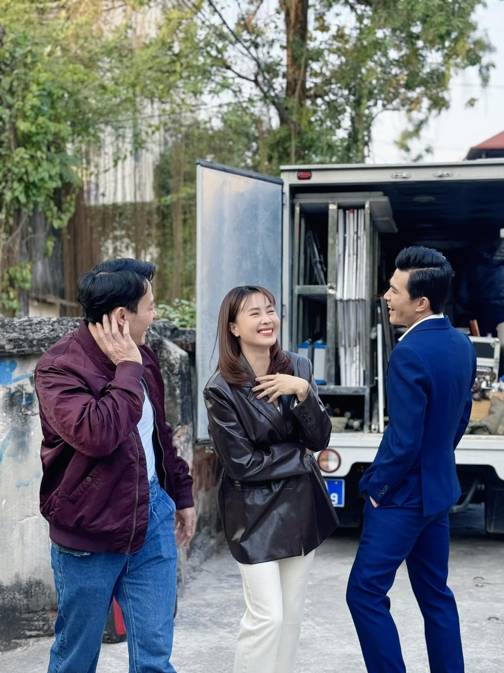 Những hình ảnh vui nhộn, không lên sóng của phim Trạm cứu hộ trái tim - 8 Những hình ảnh vui nhộn, không lên sóng của phim Trạm cứu hộ trái tim - 8