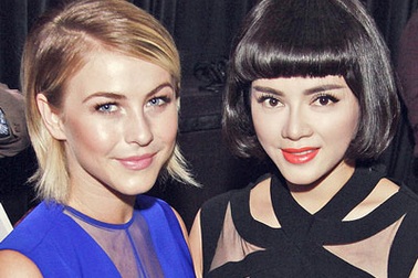 Lý Nhã Kỳ đội tóc giả, ngồi ghế đầu show diễn tại Pháp