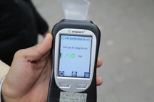 "Dính" nồng độ cồn không báo cáo, Phó Chi cục trưởng ở Hòa Bình bị kỷ luật