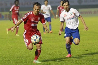 Vòng 21 V-League 2014: Cơ hội để B.Bình Dương soán ngôi đầu