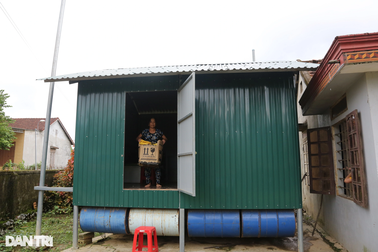 Người dân xóm nhà phao Dân trí vùng "túi đựng nước" an tâm trước mưa lũ