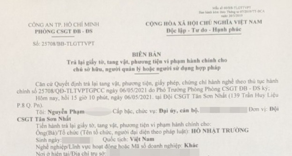 CSGT xin lỗi dân, trả lại giấy tờ vì không chứng minh được vi phạm - 1 CSGT xin lỗi dân, trả lại giấy tờ vì không chứng minh được vi phạm - 1