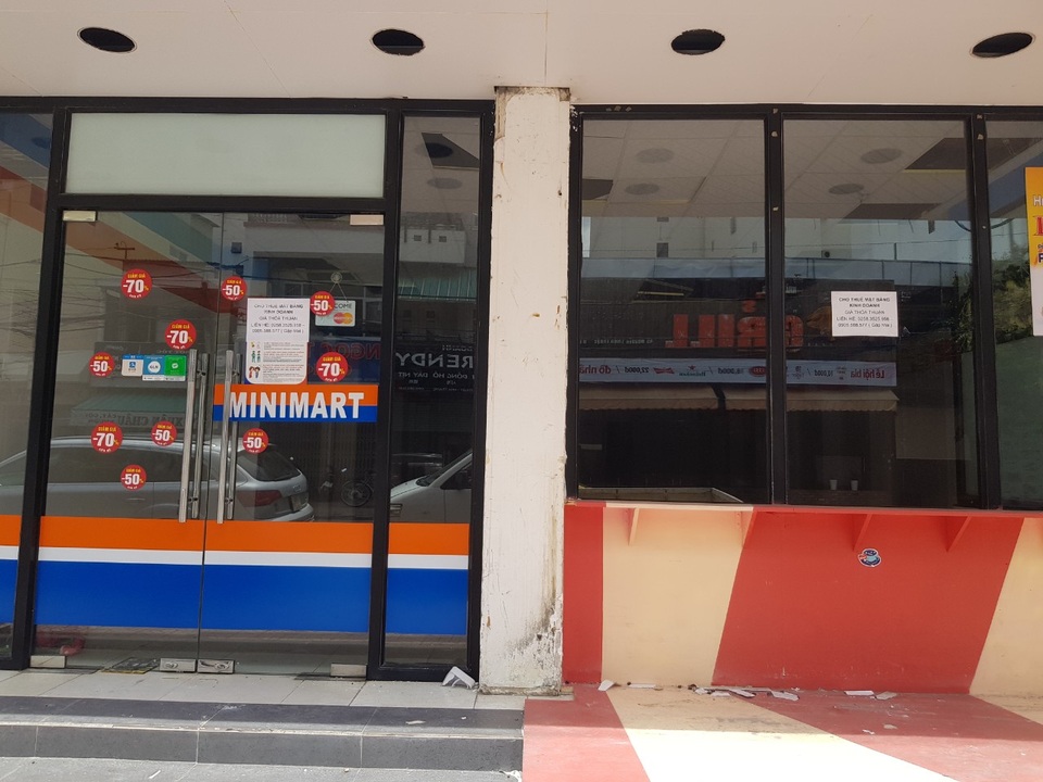 “Làn sóng” trả mặt bằng ở phố du lịch Nha Trang do dịch Covid-19 - 7 “Làn sóng” trả mặt bằng ở phố du lịch Nha Trang do dịch Covid-19 - 7