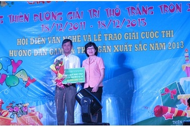 Khu vui chơi Thỏ Trắng hỗ trợ người nghèo 110 triệu đồng ăn tết