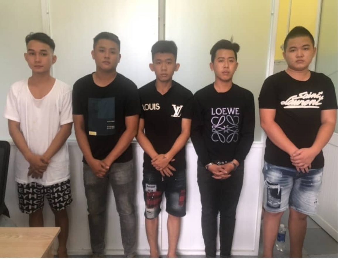 Truy sát ở quán ốc: Sống nửa đời người, tôi chưa thấy cảnh kinh hoàng vậy - 1 Truy sát ở quán ốc: Sống nửa đời người, tôi chưa thấy cảnh kinh hoàng vậy - 1