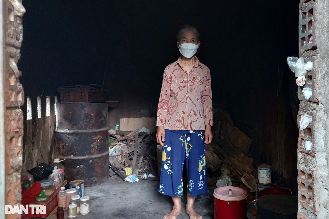 Tai họa dồn dập, mẹ nghèo đau đớn chăm con chấn thương sọ não, em tâm thần - 5 Tai họa dồn dập, mẹ nghèo đau đớn chăm con chấn thương sọ não, em tâm thần - 5