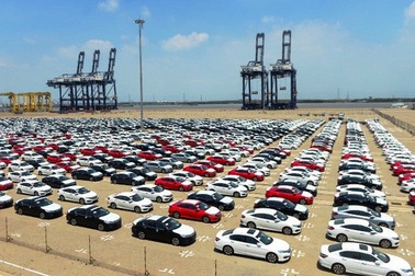 Việt Nam chi hơn 50 triệu USD nhập khẩu ôtô