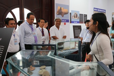 Trưng bày gần 1.000 hiện vật Gốm Óc Eo Nam Bộ