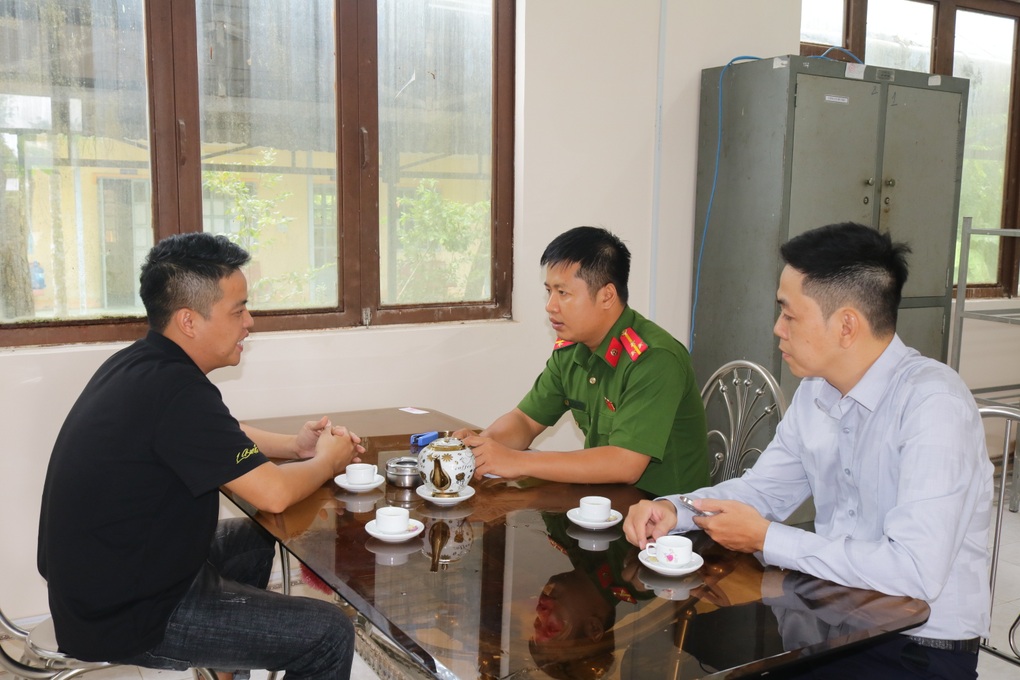 Chuyển nhầm 2,3 tỷ đồng, người đàn ông may mắn nhận lại trọn vẹn - 1 Chuyển nhầm 2,3 tỷ đồng, người đàn ông may mắn nhận lại trọn vẹn - 1