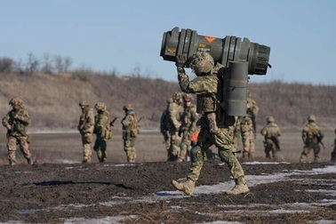 Nga chuyển chiến lợi phẩm cho lực lượng ly khai Ukraine