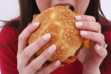 Rối loạn ăn uống làm giảm khả năng sinh sản ở nữ giới