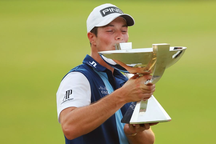 Viktor Hovland vô địch Tour Championship, dẫn đầu FedEx Cup play-off 2023