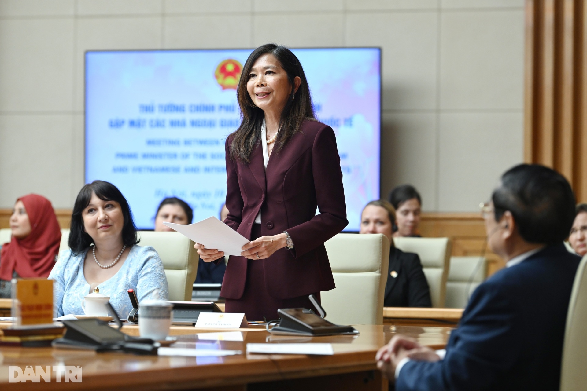 Thủ tướng Phạm Minh Chính gặp mặt các nhà ngoại giao nữ Việt Nam và quốc tế - 7 Thủ tướng Phạm Minh Chính gặp mặt các nhà ngoại giao nữ Việt Nam và quốc tế - 7