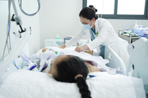 Nhiều cô gái nguy kịch vì bệnh "hiểm" ở não: Có ca viện phí 1,2 tỷ đồng