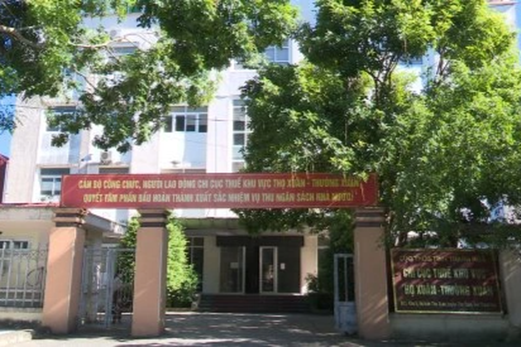 Nhiều giám đốc doanh nghiệp ở Thanh Hóa bị tạm hoãn xuất cảnh do nợ thuế - 1 Nhiều giám đốc doanh nghiệp ở Thanh Hóa bị tạm hoãn xuất cảnh do nợ thuế - 1