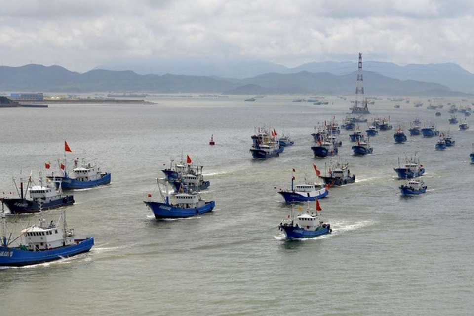 Mỹ - Trung khẩu chiến trên mạng vì đội tàu cá của Bắc Kinh gần Peru - 1 Mỹ - Trung khẩu chiến trên mạng vì đội tàu cá của Bắc Kinh gần Peru - 1