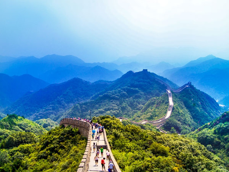 Vừa mở cửa sau 2 tháng phong tỏa, Vạn Lý Trường Thành đã bị vẽ bậy - 3 Vừa mở cửa sau 2 tháng phong tỏa, Vạn Lý Trường Thành đã bị vẽ bậy - 3