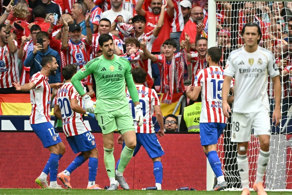 Real Madrid thua đậm trong cuộc đối đầu với Atletico - 2 Real Madrid thua đậm trong cuộc đối đầu với Atletico - 2