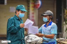 "Tôi ở Hà Nội đi khám chữa bệnh khi giãn cách cần mang giấy tờ gì?"