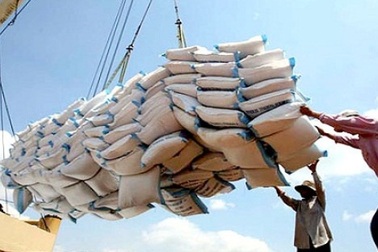 Thái Lan "xả" mạnh hàng tồn, gạo Việt lo cạnh tranh gay gắt