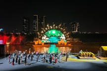 Gần 1.000 diễn viên, nhân viên tập chương trình nghệ thuật Lễ Hội sông nước