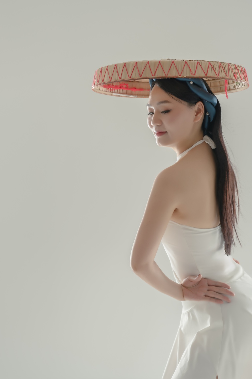 NSƯT Hoài Anh rạng rỡ tuổi 42, hé lộ bí quyết cân bằng sự nghiệp, gia đình - 6 NSƯT Hoài Anh rạng rỡ tuổi 42, hé lộ bí quyết cân bằng sự nghiệp, gia đình - 6