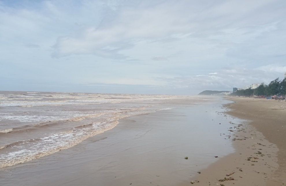 Thanh Hóa: Bão số 2 gây mưa to, gió lớn ở nhiều khu vực - 5 Thanh Hóa: Bão số 2 gây mưa to, gió lớn ở nhiều khu vực - 5