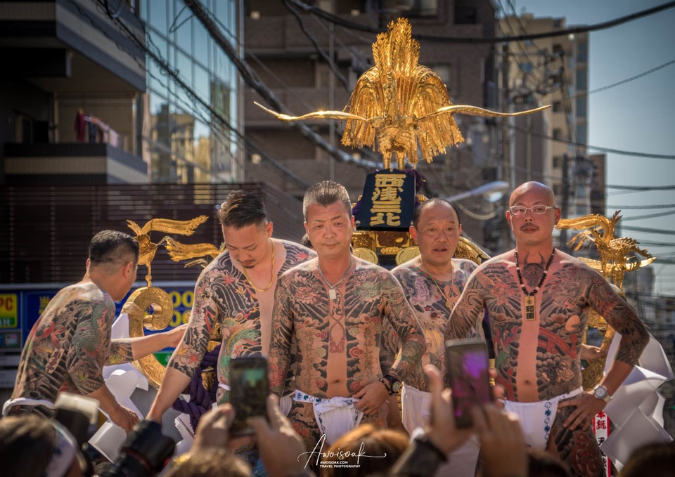 Lễ hội đặc biệt ở Tokyo, nơi chào đón các yakuza xăm kín người - 6 Lễ hội đặc biệt ở Tokyo, nơi chào đón các yakuza xăm kín người - 6