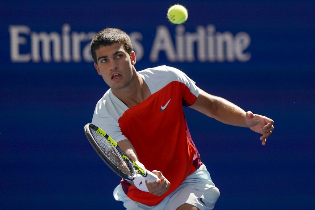 Carlos Alcaraz phục thù thành công, giành vé đi tiếp ở US Open - 1 Carlos Alcaraz phục thù thành công, giành vé đi tiếp ở US Open - 1