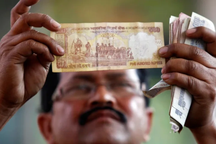 Hàng tỷ rupee của Nga nằm trong các ngân hàng Ấn Độ