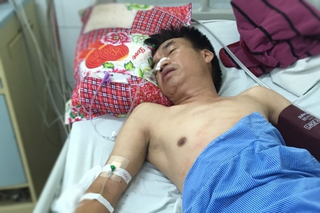 Cha đột quỵ, cậu học sinh giỏi chông chênh con đường vào đại học - 4 Cha đột quỵ, cậu học sinh giỏi chông chênh con đường vào đại học - 4