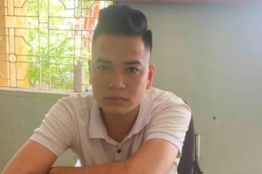 Triệu tập thanh niên dùng bình hơi cay xịt vào mặt nữ sinh, gây bỏng mắt