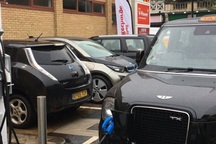 Tập đoàn dầu khí cũng phải đầu tư vào lĩnh vực xe chạy điện