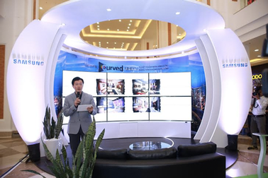Samsung ra mắt TV UHD màn hình cong đắt nhất tại Việt Nam