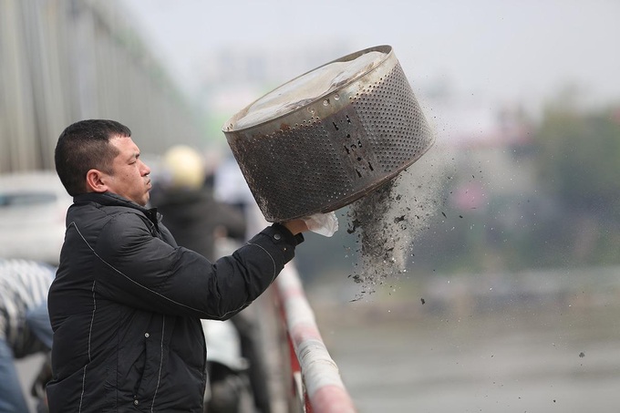 Cúng ông Công ông Táo,Ô nhiễm môi trường,Tình nguyện viên,Ông Công Ông Táo