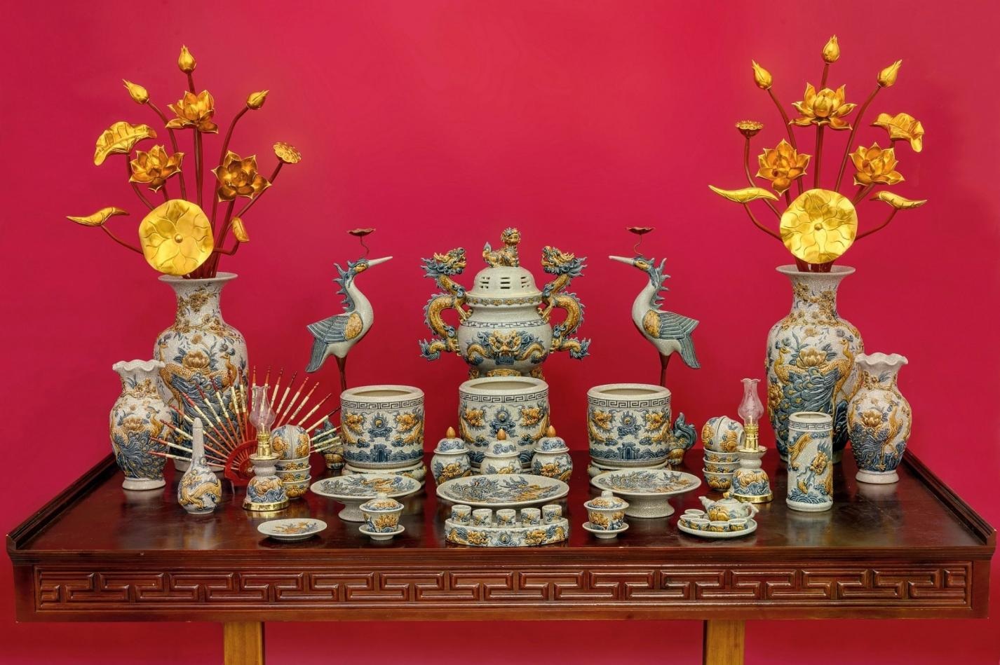 Không gian thờ Thiên Lương - nơi hội tụ tinh hoa gốm Bát Tràng truyền thống - 3 Không gian thờ Thiên Lương - nơi hội tụ tinh hoa gốm Bát Tràng truyền thống - 3