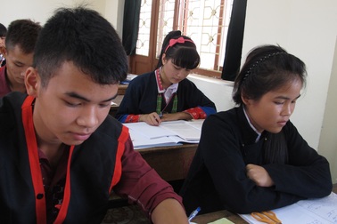 Trên 2.500 sinh viên dân tộc thiểu số tốt nghiệp hiện đang thất nghiệp