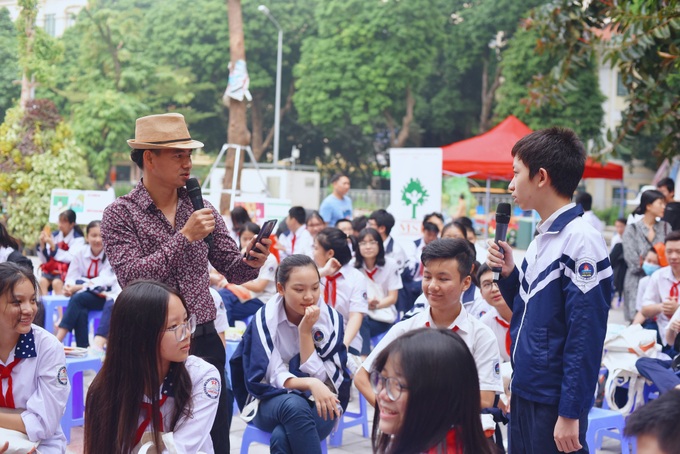 “Giáo dục bằng yêu thương”: Giúp các bậc phụ huynh tìm ra phương pháp giáo dục tích cực - Ảnh 2. “Giáo dục bằng yêu thương”: Giúp các bậc phụ huynh tìm ra phương pháp giáo dục tích cực - Ảnh 2.