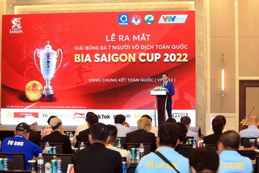 Nhà vô địch VPL nhận quà đặc biệt từ đội tuyển Việt Nam