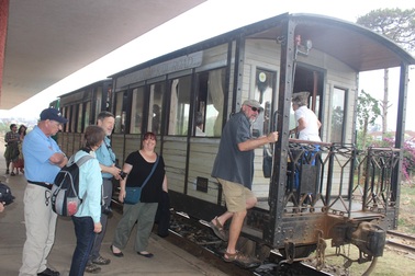 Lượng du khách nước ngoài đến Lâm Đồng tăng mạnh